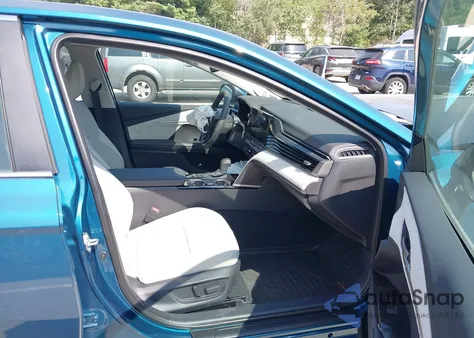 2025 Toyota Camry Xle from USA, damaged, VIN 4T1DBADKXSU536832